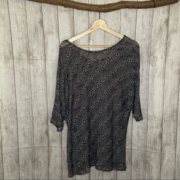 Lane Bryant Gray and Black Knit Top - Picture 5 of 6